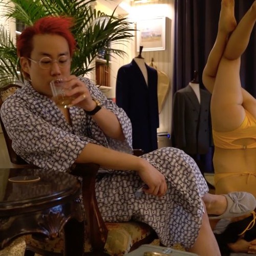 JIHO GIVENCHY ( GQ ) - " KING SHIT"