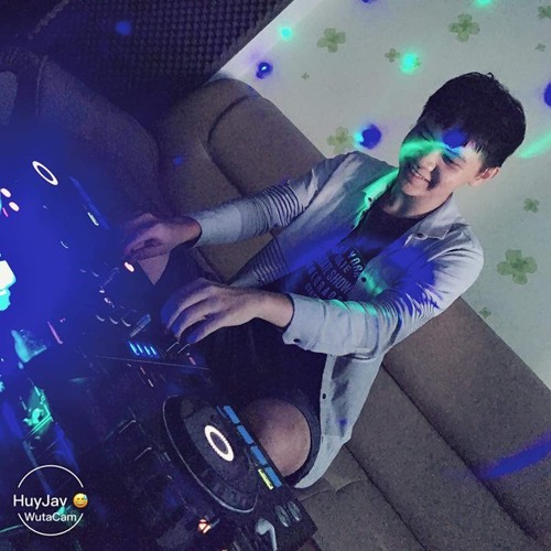 kutyn thuơng bé trân