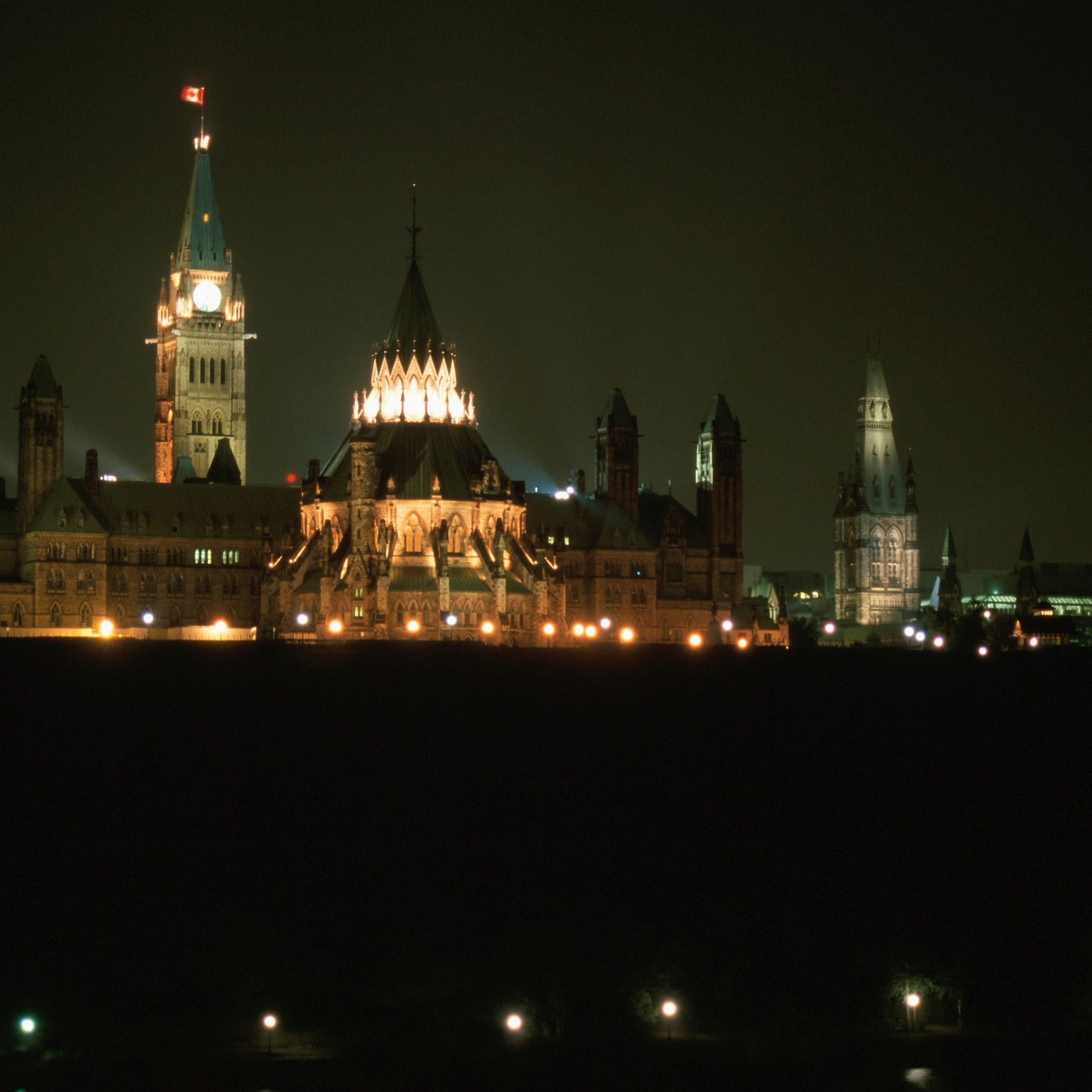 Moving the Needle - Senator Ratna Omidvar\'s Podcast