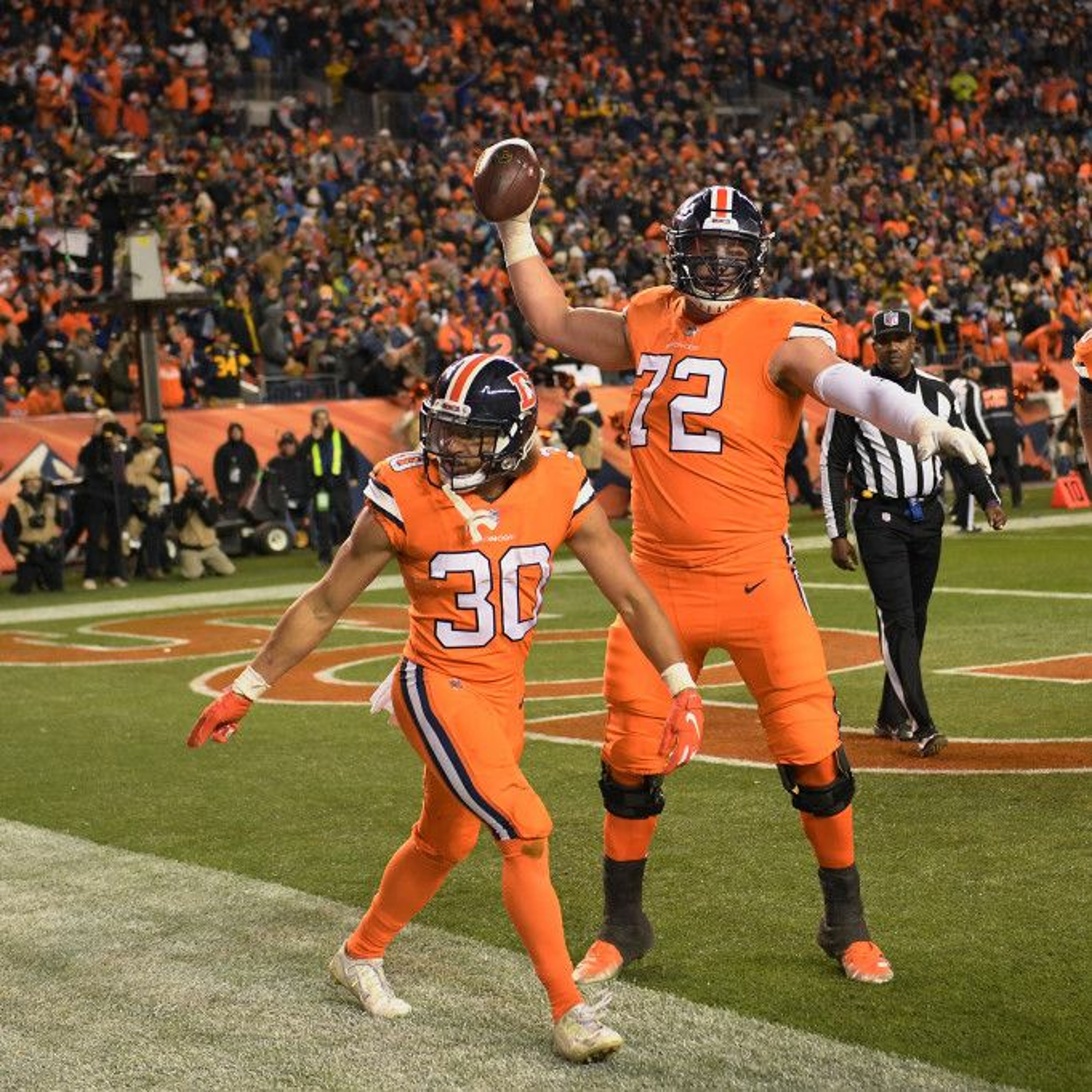 Ep. 56 -- Broncos podcast: Denver rare road favorites Sunday in position for third straight victory episode artwork
