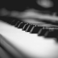 Podia for Piano and Digital Audio