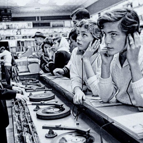 Bombyce Christmas December 2018 Mix