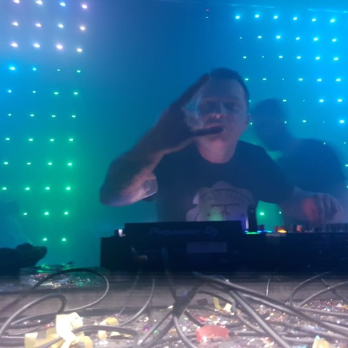 LUIS WEYERS - Live Set@TECHNO LIEBEN & LEBEN B - DAY Party SA.24.11.2018 GLASFABRIK - BAD BREISIG