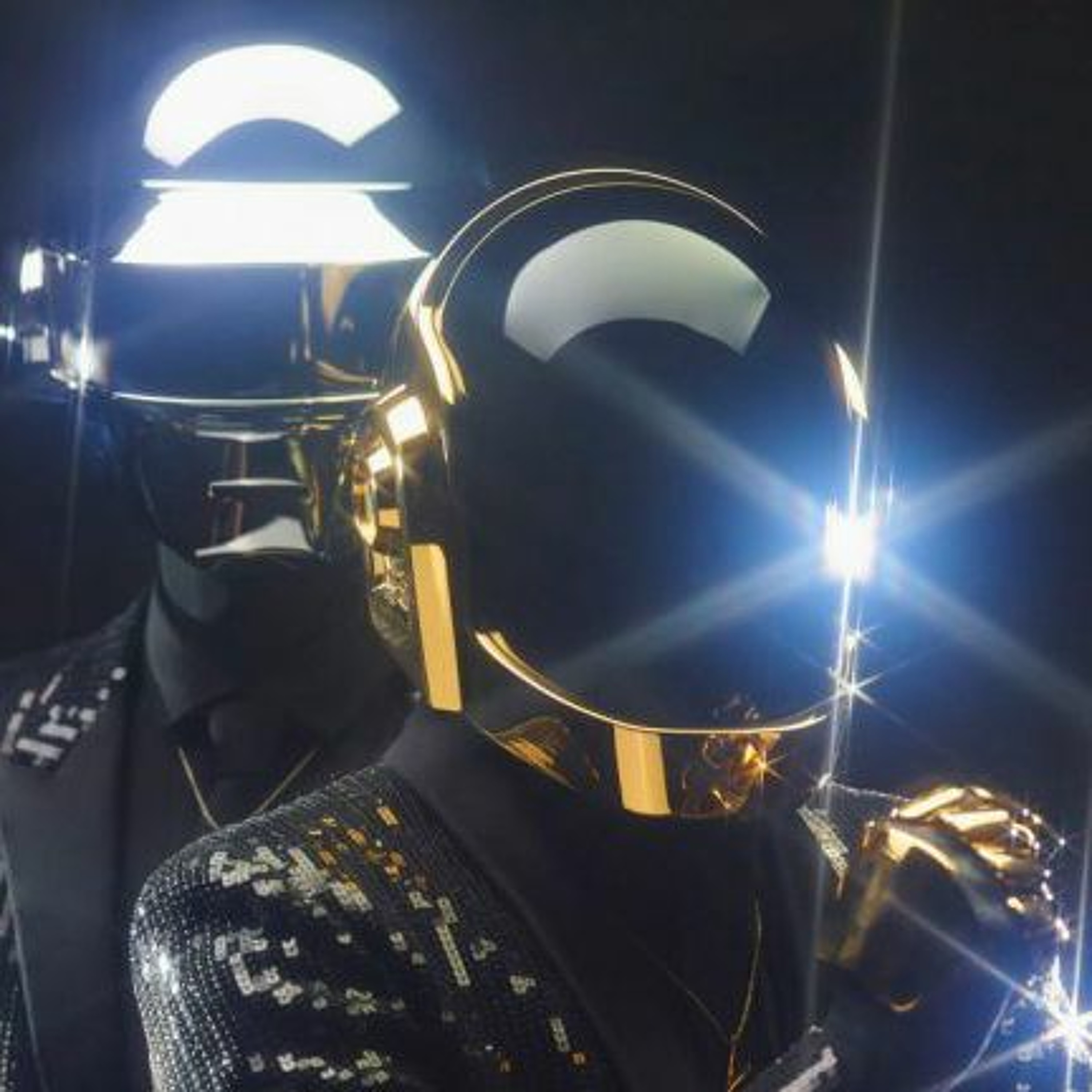 Daft Punk (To the Moon and back)