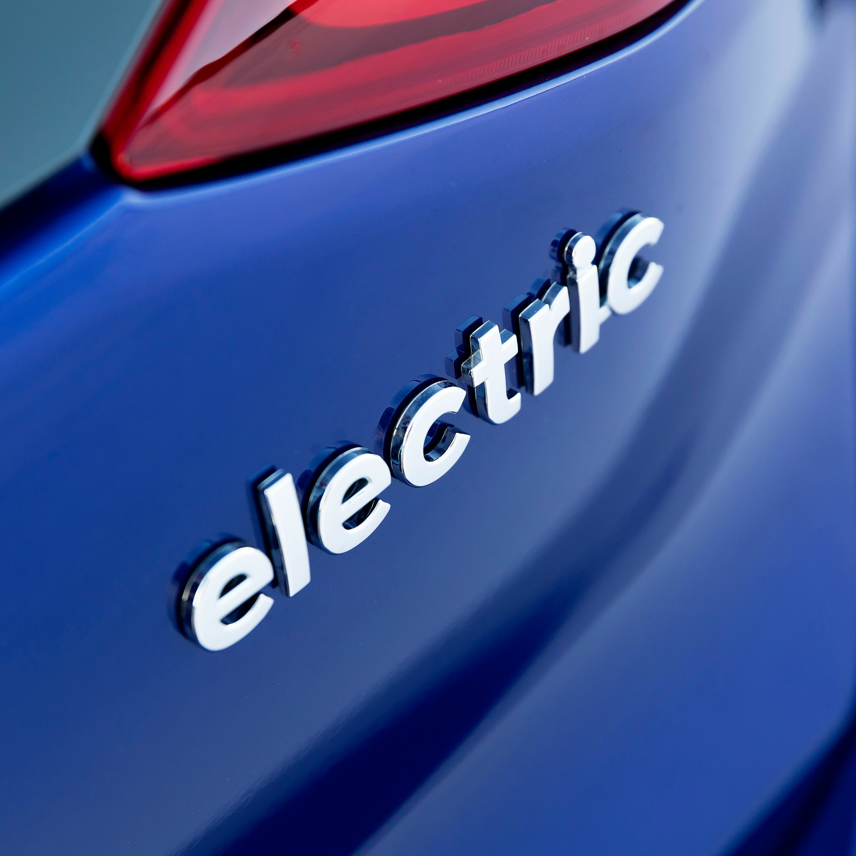 Overdrive: First look at Hyundai Ioniq; GM cuts models; Toy cars made from wood thumbnail