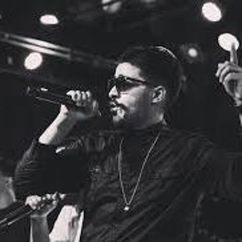 Ahmed Kamel   متزعليش