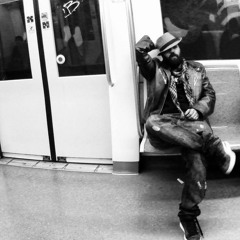 u peggio nemico mia - ù SNaKe