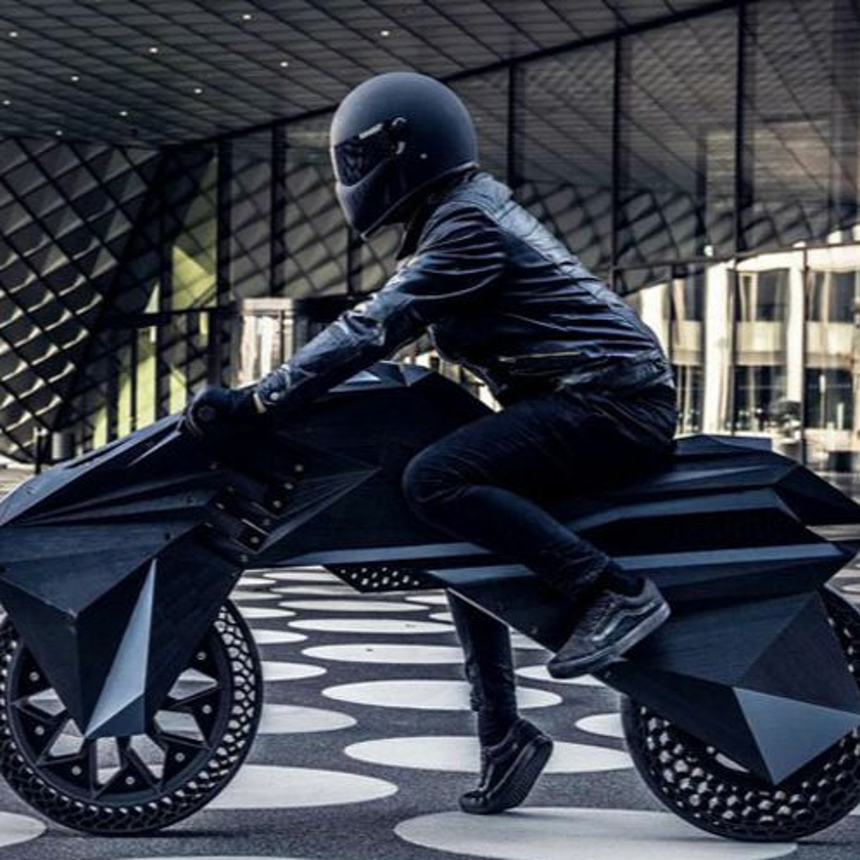 Mobile & IoT Ep65: Lancement en Allemagne de Nera, la 1ère moto électrique imprimée en 3D episode artwork