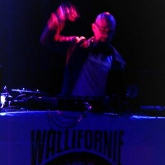 Chondromalacie Rotulienne (man machine RMX)