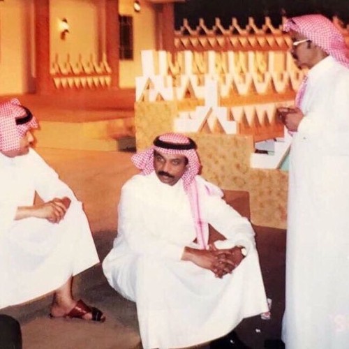 أَتغلبني ذاتُ الدلالِ على صبري؟