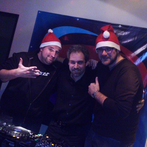 East Cafe & Dynamic Illusion @ Revelution - Átütemezés (LoungeRadio) [2012-12-06]