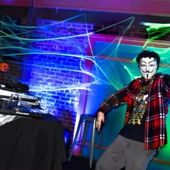 deprice - TVBOO at the Platform Halloween Set