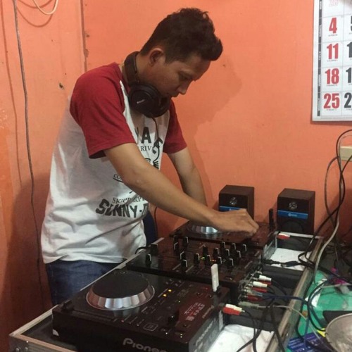 DJ HABIE FUNKOT HARD CINTA STADIUM AKHIR @DONI_R @AGUNG GETTO