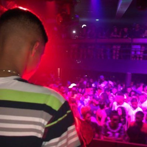 MT - A TROPA DA 2V TA COM A CINTURA IGNORANTE { DJ KN DE VILA VELHA } MC'S GEDAI E MC MV