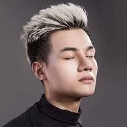 Lá Vàng Và Gió ( Cover ) - Phan Duy Anh Khóc Khi Hát Live Stream