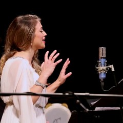 Haddi Ya Bahr Haddi With Dalal Abu Amneh دلال أبو آمنة - هدي يا بحر هدي