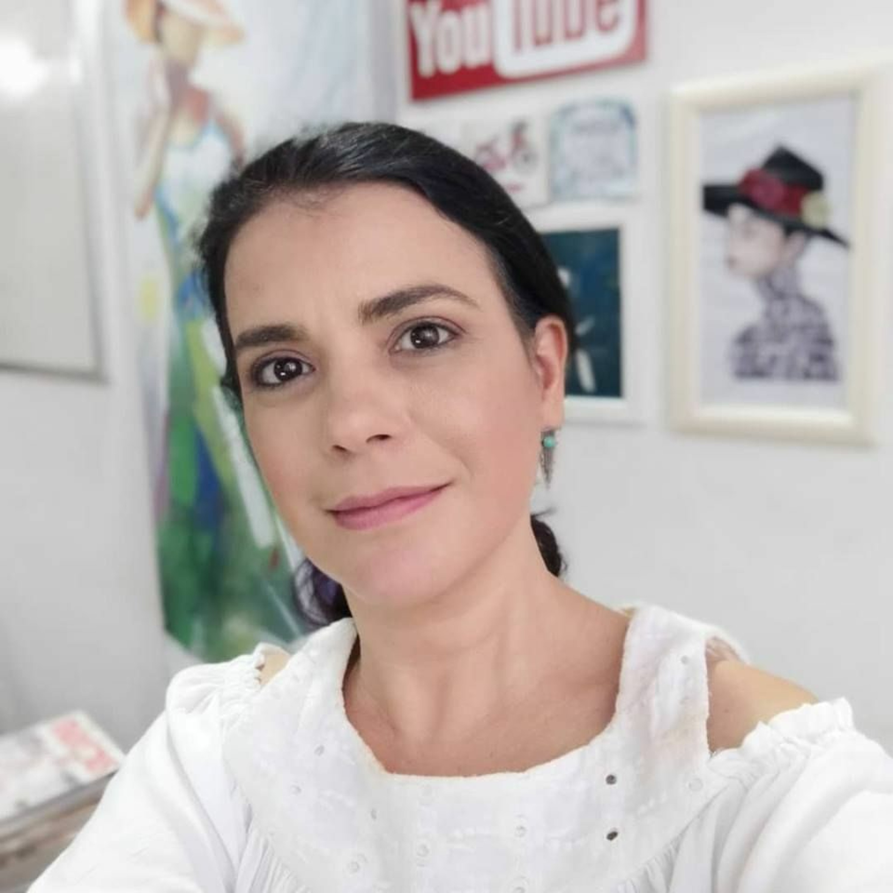 27 - Aprenda tudo sobre armário cápsula para costureiras com Célia Ávila episode artwork