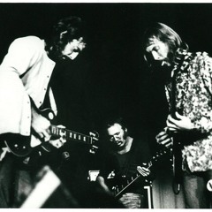 T04 Why Does Love Got To Be So Sad