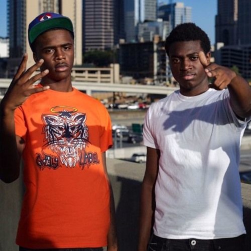 Alwoo - Intro (Official Music Video)