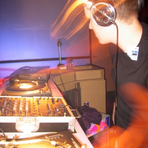 Music Is Moving (BK & dBm Amber Remix)