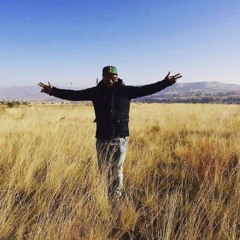 Titian Hasrat Samudera