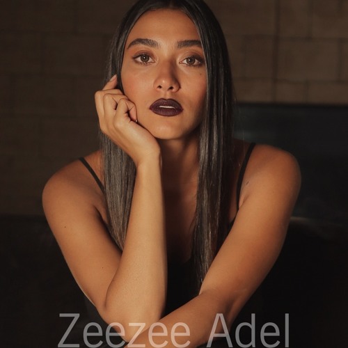 زيزي عادل ضحكه مصطنعة