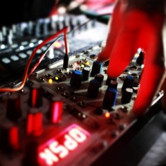 Vadim Griboedov hardware live @ Otel' Kyiv 07.12.18 (cut)