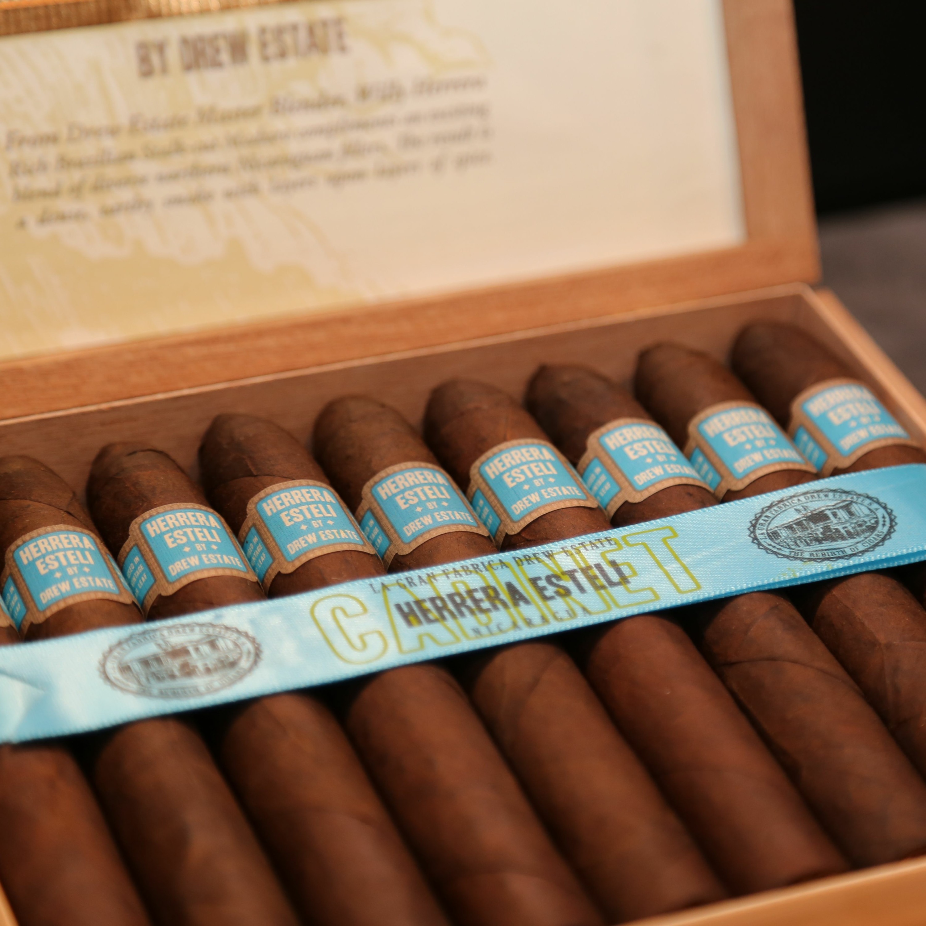 0061 - Herrera Esteli Maduro cigars, Tiger v Phil, North Sentinel Island, Christmas tree shortage episode artwork