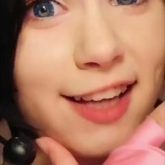 MIA KHALIFA STRIDA COVER