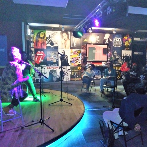 WN4N Radio Chi Live - Ifeanyi Elswith, Zach Boog