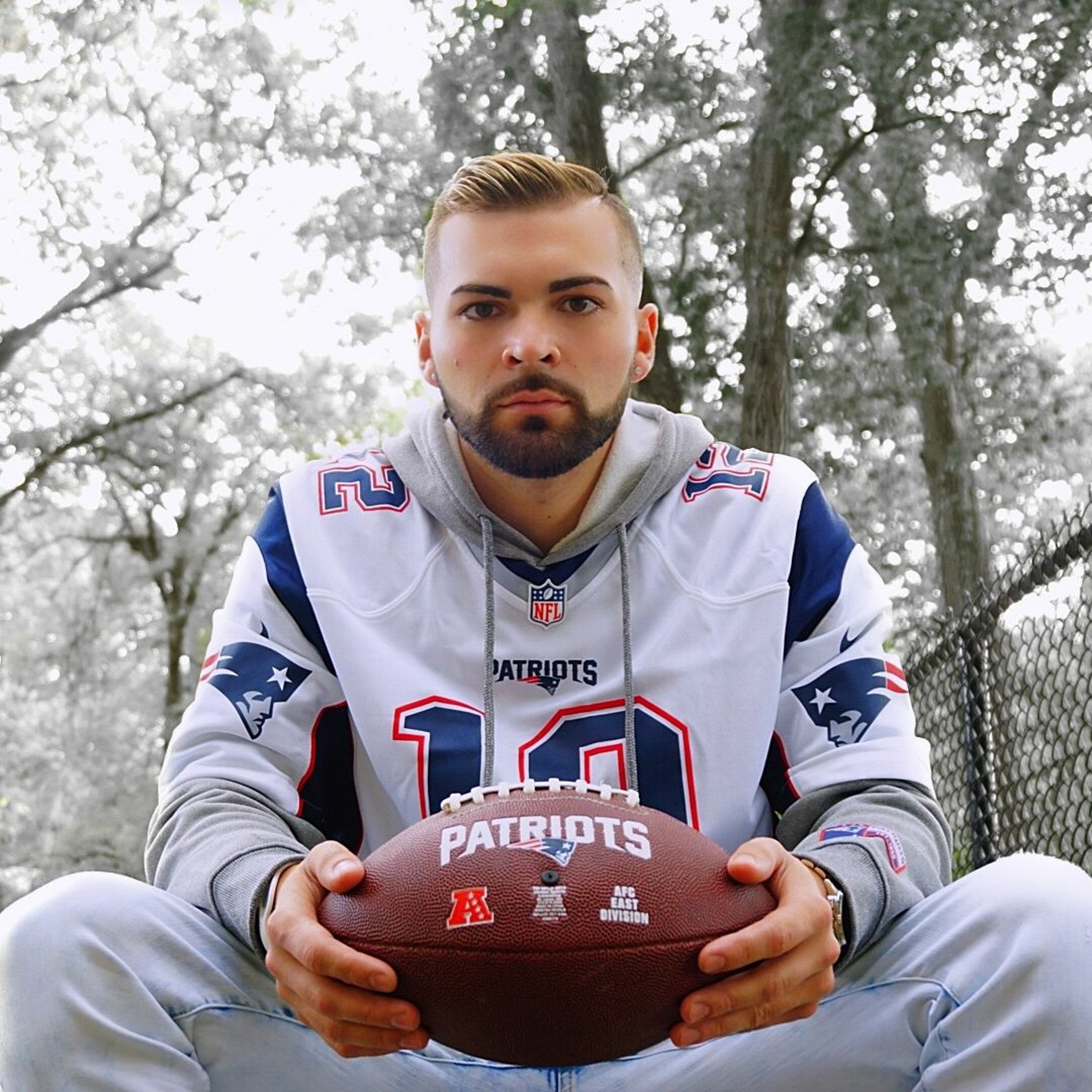 Baker Mayfield to the Patriots!?!?!? thumbnail