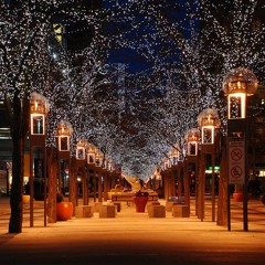 Strolling Down Dream Street