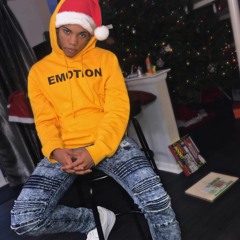 XMAS Freestyle Ft. Kid.Biscuit (Prod. khroam)