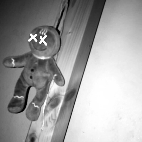 eyes blue like the Atlantic