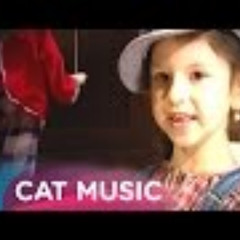 Cleopatra Stratan - Zunea-zunea (Official Video)