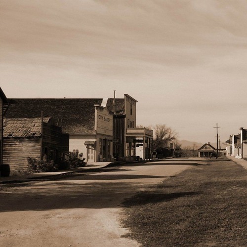 Stream Quiet Town Theme by w/(nolock) Listen online for free on