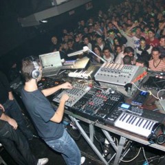 Live at Cyborg Disco 2005