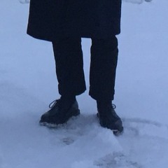 60+ och byxor ner på skorna