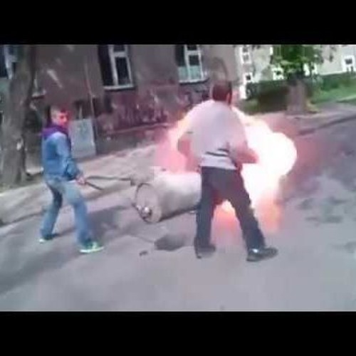 Niks Mee Te Maken ( happy new year bonus track )