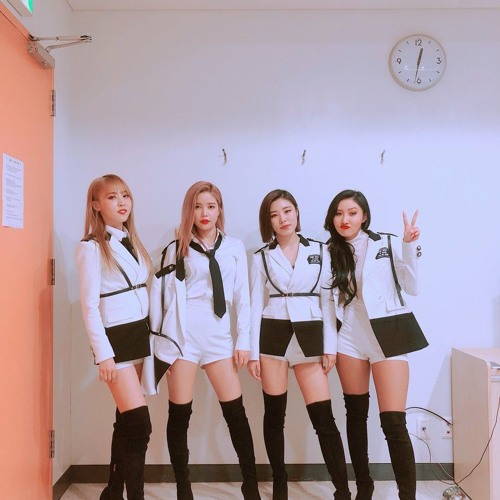 K-POP・アジア MAMAMOO MAMAMOO (마마무) - HIP (Live Performance) | Korea UAE K-Pop