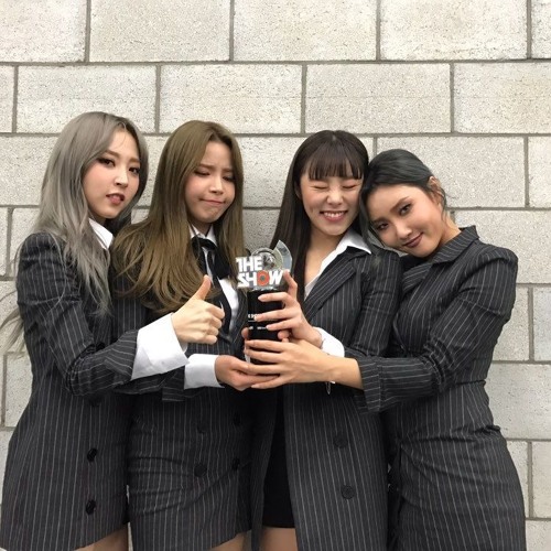 Stream Decalcomanie Mamamoo Live Kbs Gayo 2016 By Mamamoosounds Listen Online For Free On Soundcloud