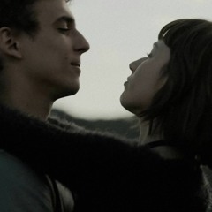 slow dancing in the dark