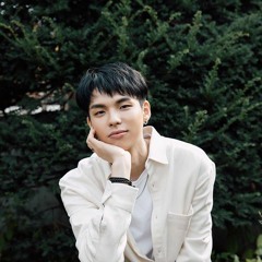LEE BYOUNGGON - WHO YOU? (YG Treasure Box)