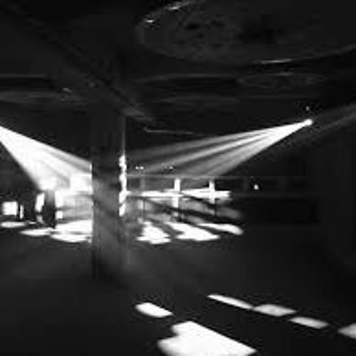14 10 2018 Daniel Sailer :: when the light comes on and the party continues