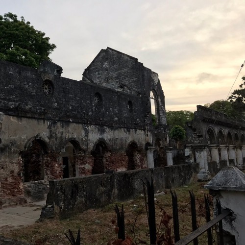 Saraswathi Mahal of Nallur Theme - Middle of the Library Tunnel