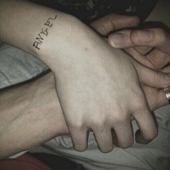 I wanna hold ur hand