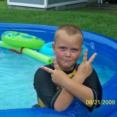 posted up stuntin in the kiddie pool