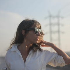 Fuck With the Future 007 - Margot Jacobs