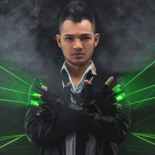 DJ Nguyễn Minh Khánh