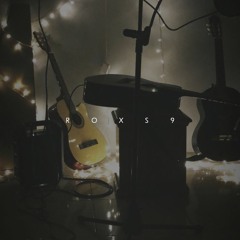 sad beautiful girl (Original)